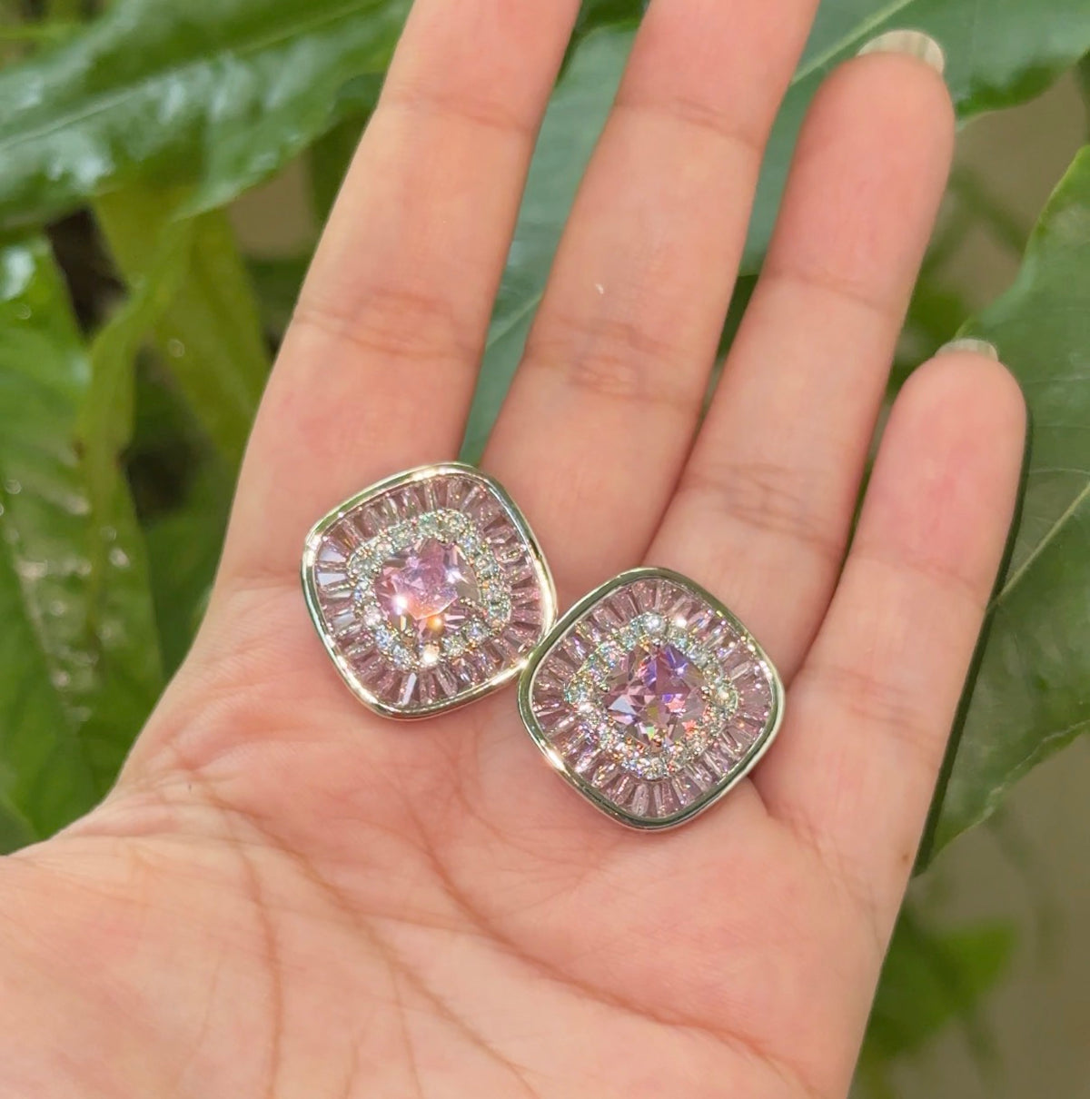 Rosa studs