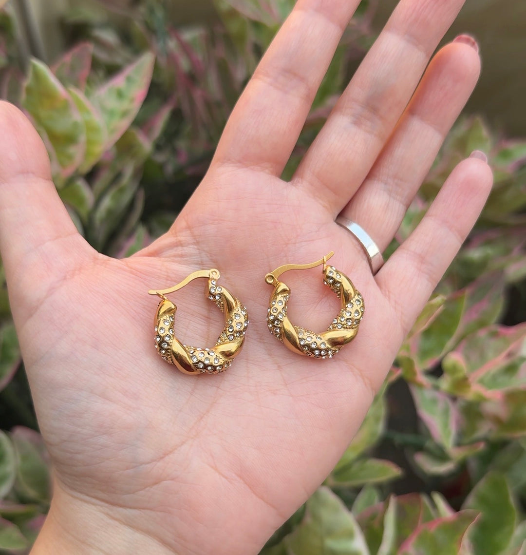 Luxe Loops