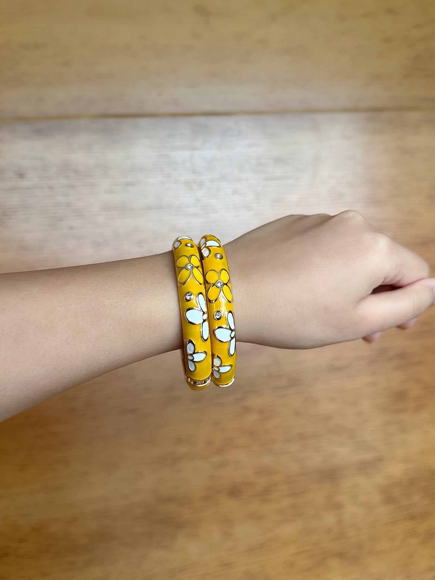 Darling Daisy Bangles