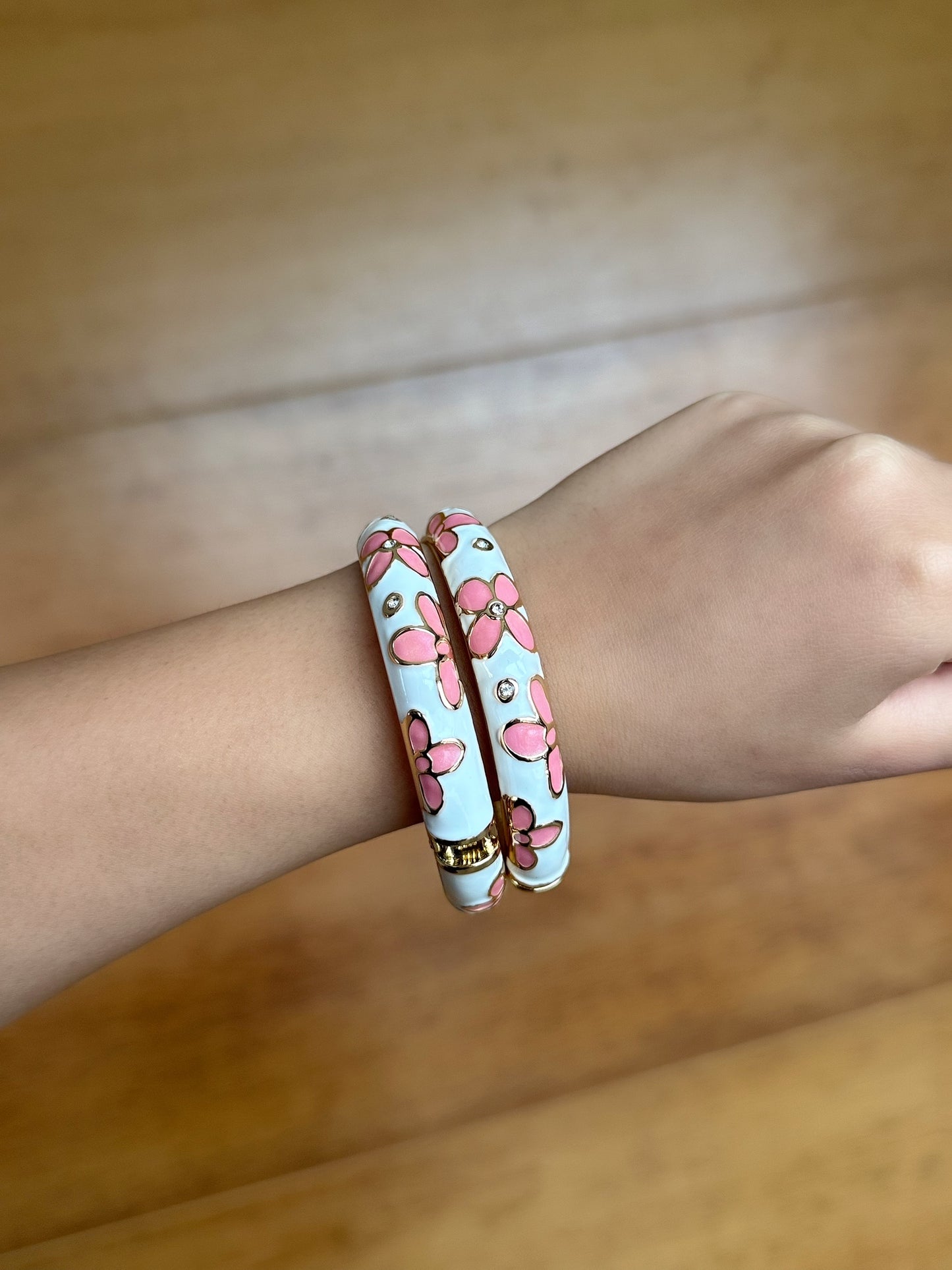 Darling Daisy Bangles