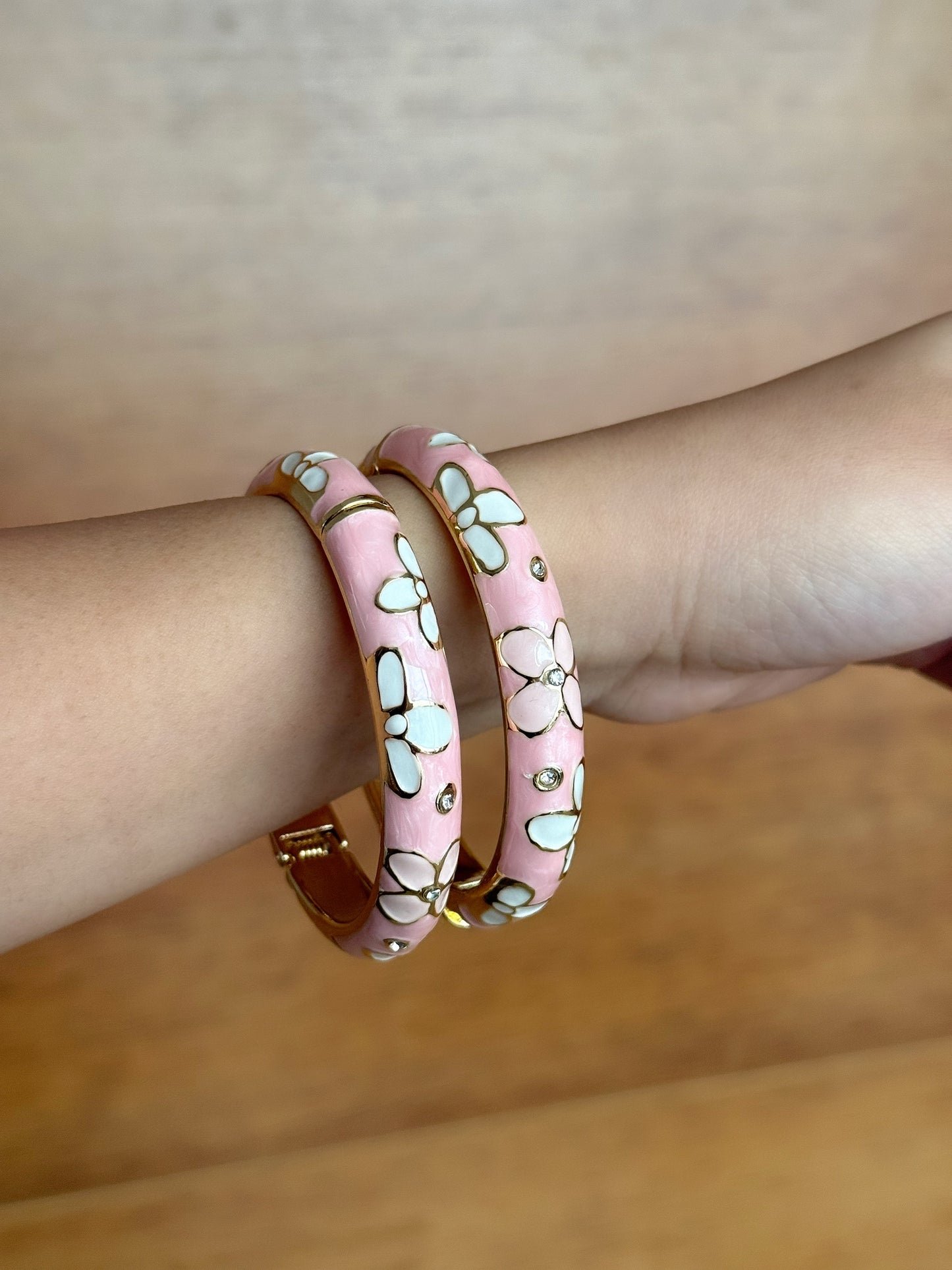 Darling Daisy Bangles