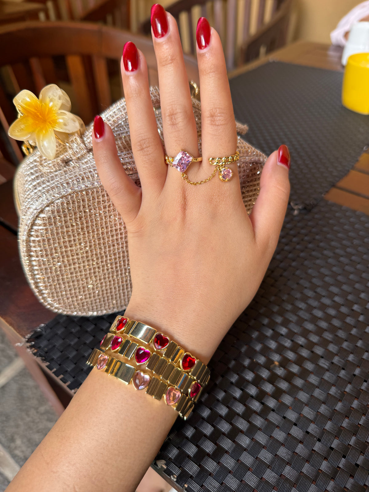 Amour bands